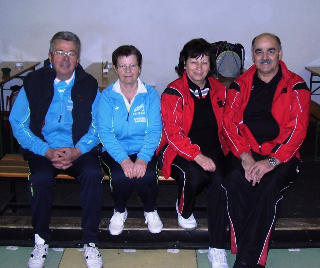 v.l.n.r.: Rockenschaub Johann & Helga, Affenzeller Roswitha & Rudolf